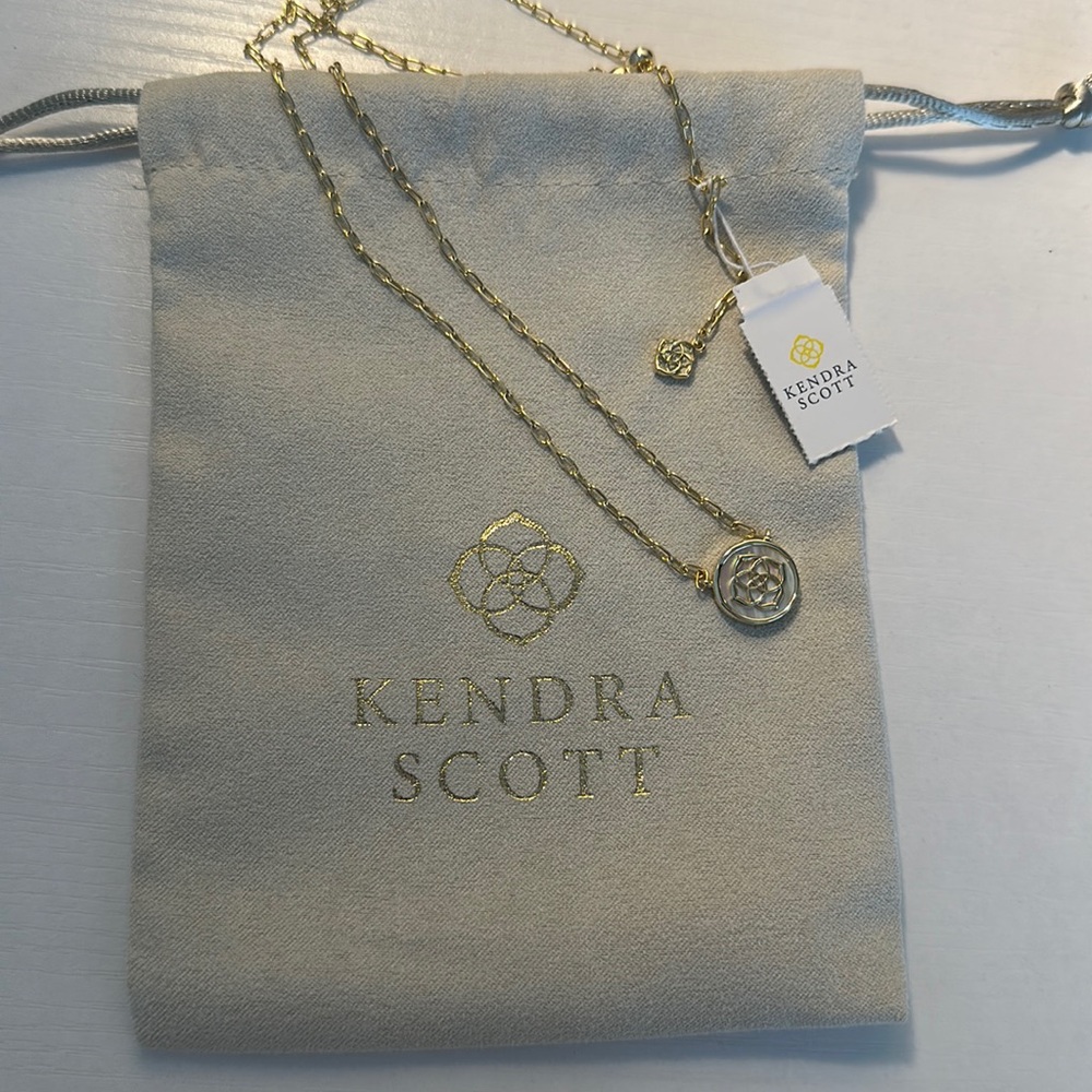 Pearl Kendra Scott Pendant Necklace